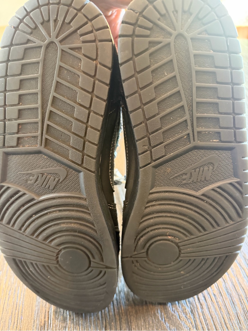 Jordan 1 Retro Low OG SP x Travis Scott Black Phantom Size 8.5 - Picture 11 of 11